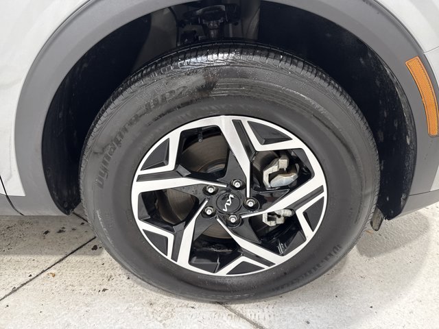 Certified 2023 Kia Sportage LX AWD/4WD image 29