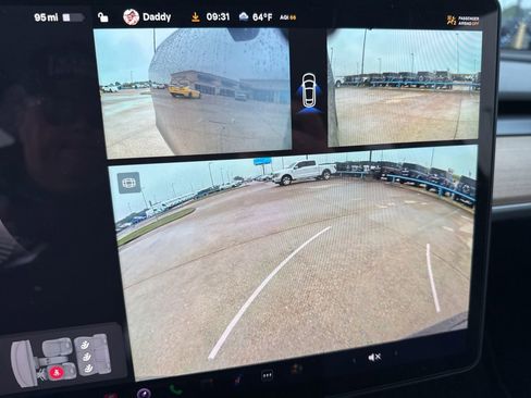 Used 2023 Tesla Model Y Long Range image 26