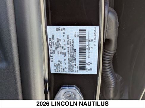 New 2026 Lincoln Nautilus Reserve w/ Jet Appearance Package image 15