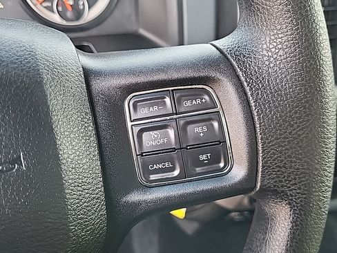 Used 2016 RAM 1500 Express AWD/4WD image 18