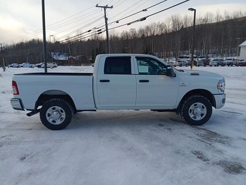 Used 2024 RAM 3500 Tradesman w/ Chrome Appearance Group image 24