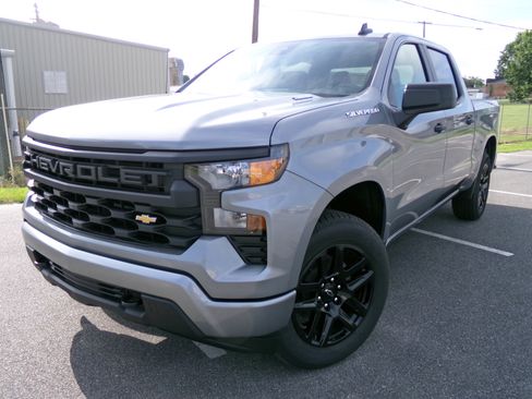 New 2026 Chevrolet Silverado 1500 Custom AWD/4WD image 1