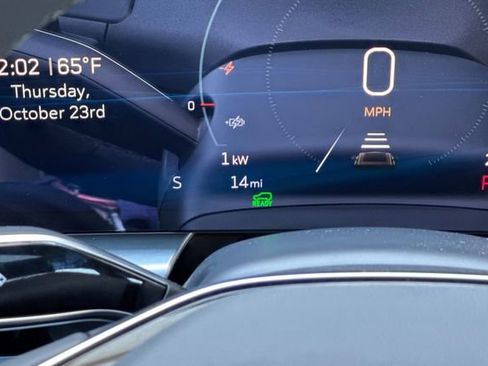 New 2025 Cadillac Lyriq Sport image 28