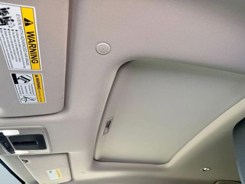 New 2026 Honda HR-V EX-L image 13