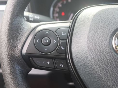 Certified 2025 Toyota RAV4 XLE AWD/4WD image 17