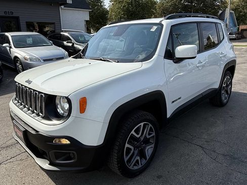 Used 2018 Jeep Renegade Latitude w/ Cold Weather Group image 5