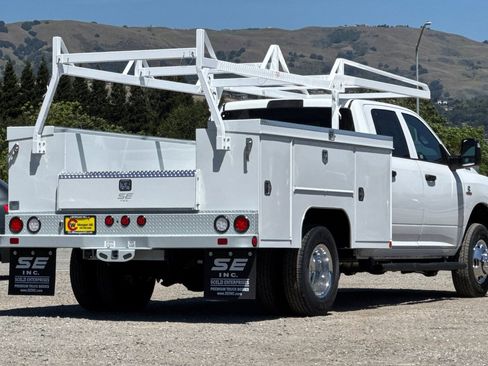 New 2026 RAM 3500 Tradesman w/ Chrome Appearance Group A AWD/4WD image 4