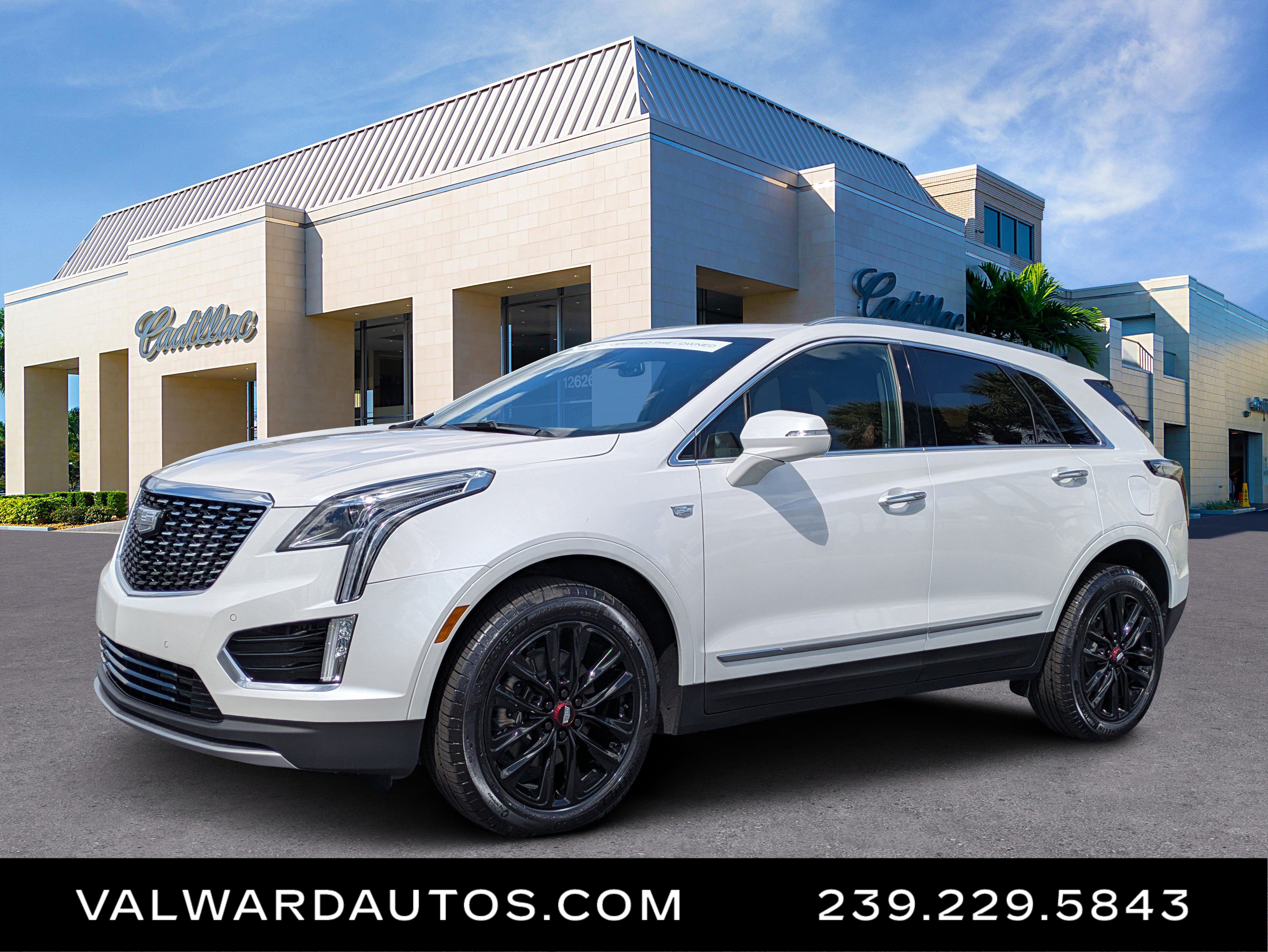 Certified 2025 Cadillac XT5 Premium Luxury w/ LPO, Red Accent Package AWD/4WD image 1