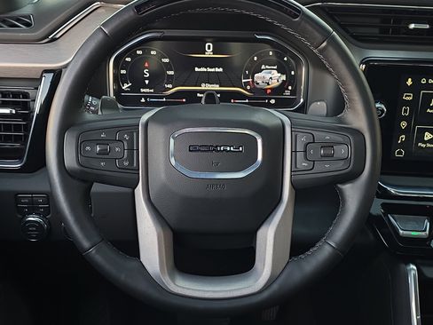 Used 2025 GMC Sierra 1500 Denali image 18