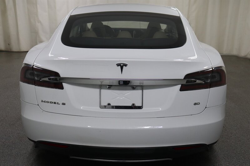 Used 2013 Tesla Model S RWD image 5