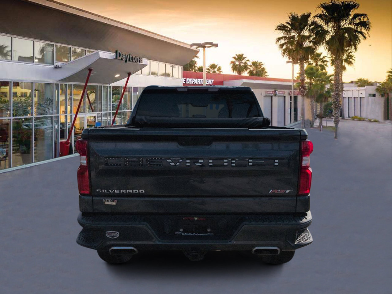 Used 2021 Chevrolet Silverado 1500 RST w/ Z71 Off-Road Package AWD/4WD image 4