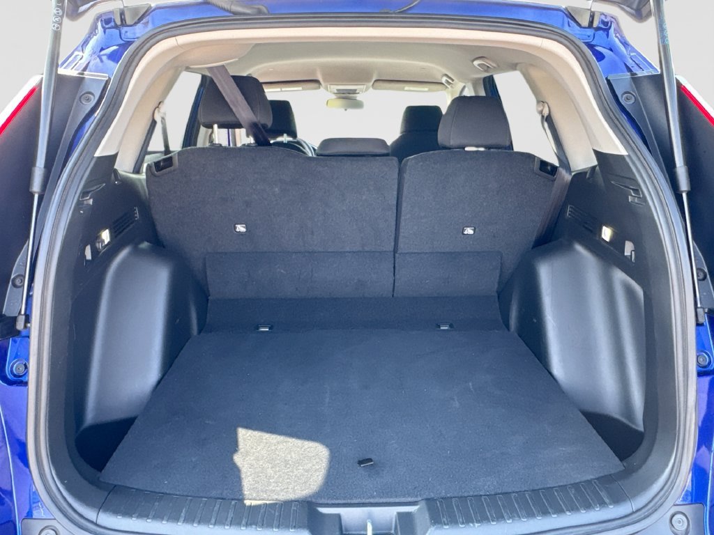 Used 2025 Honda CR-V LX image 18