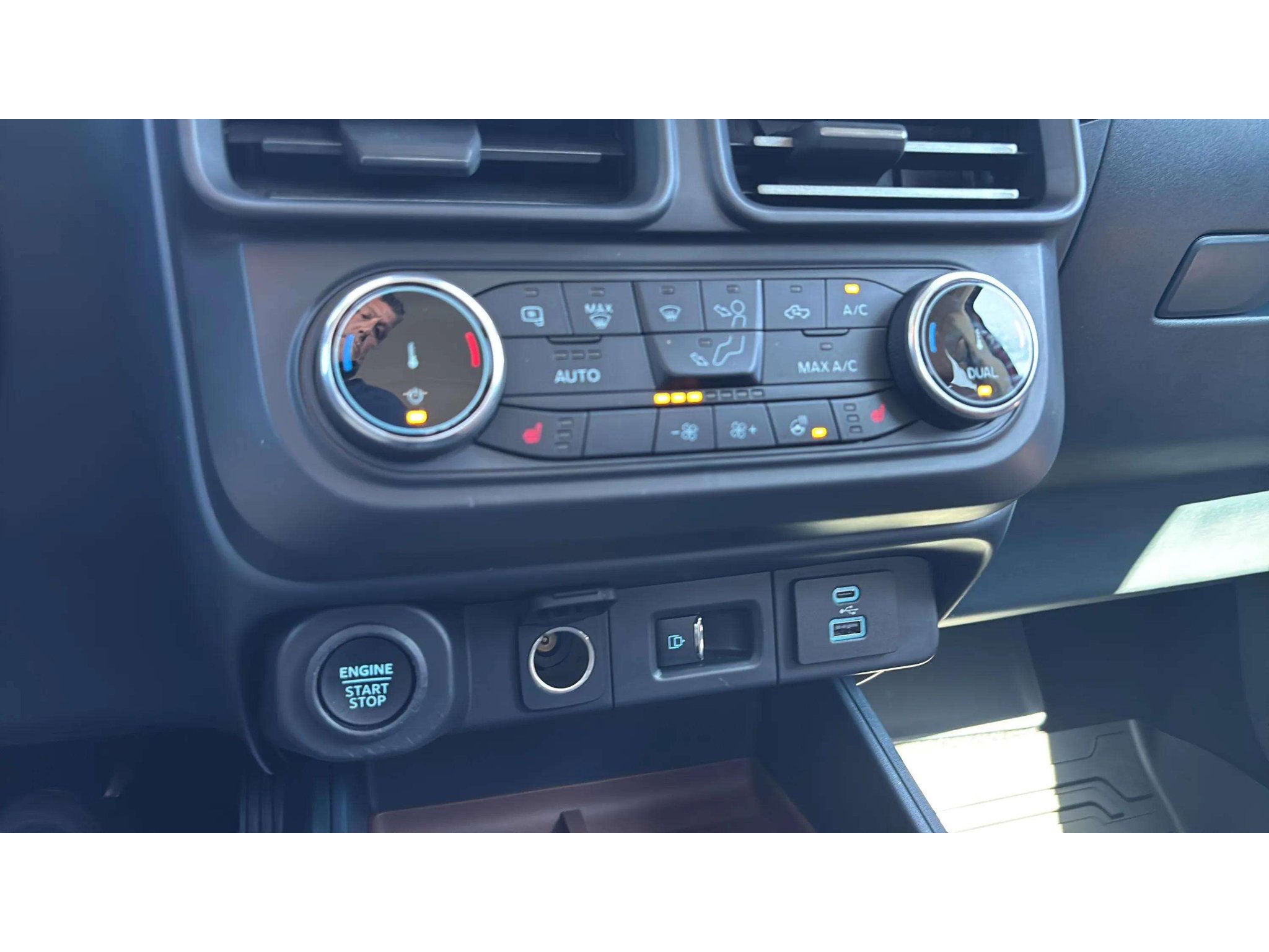 Used 2023 Ford Maverick Lariat w/ Lariat Luxury Package AWD/4WD image 22