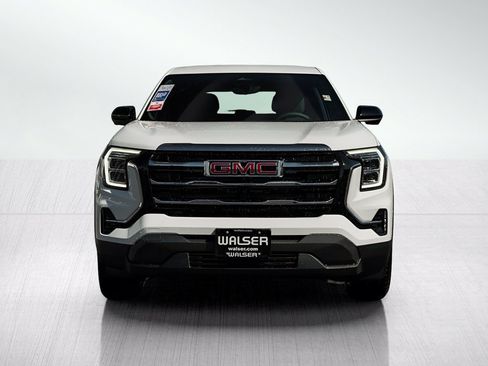 New 2026 GMC Terrain Elevation w/ Technology Package II AWD/4WD image 2
