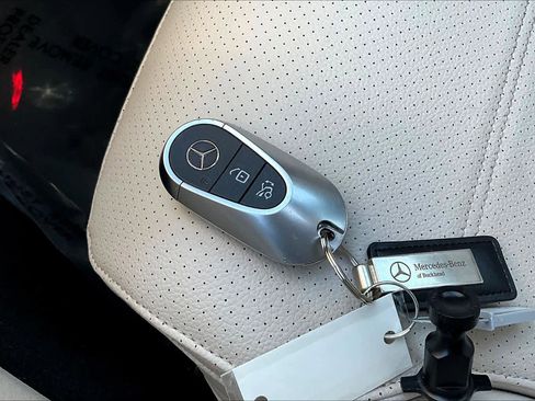 Used 2024 Mercedes-Benz C 300 Sedan image 14