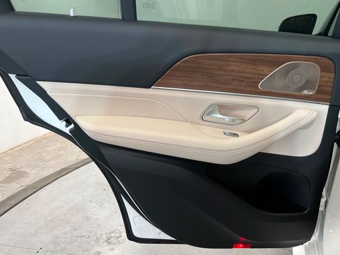 New 2026 Mercedes-Benz GLE 450 4MATIC image 18