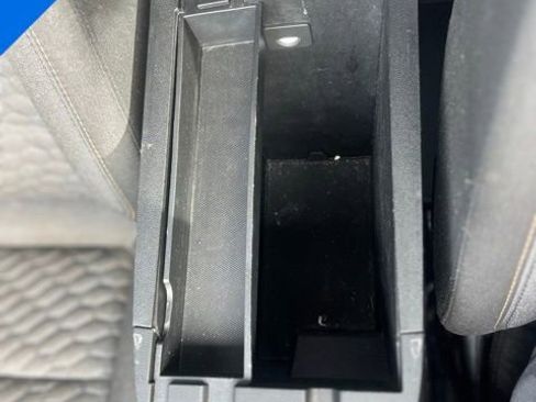 Used 2018 Chevrolet Equinox LT image 20