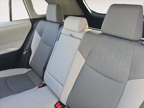 Certified 2022 Toyota RAV4 XLE w/ Convenience Package FWD image 13