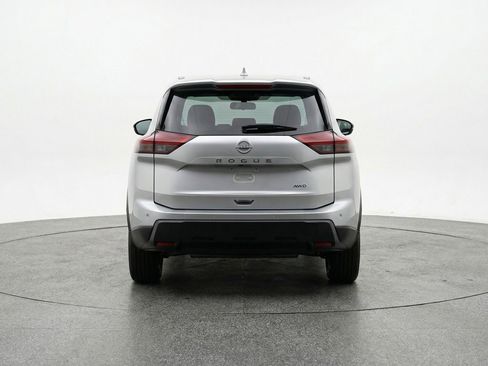 Used 2025 Nissan Rogue SV FWD image 7