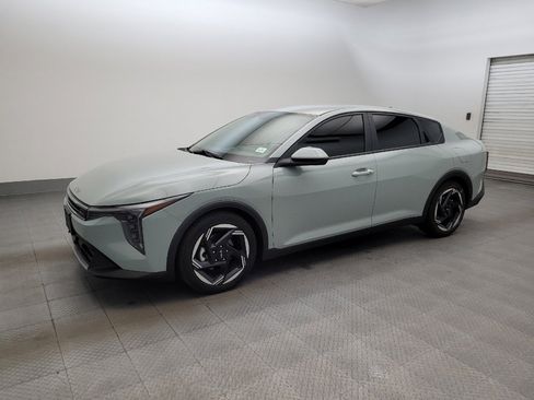 Used 2025 Kia K4 EX FWD image 2