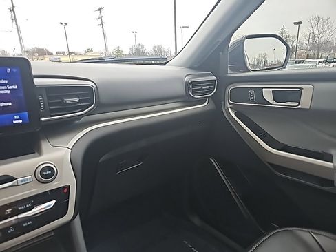 Used 2023 Ford Explorer XLT w/ Equipment Group 202A image 22