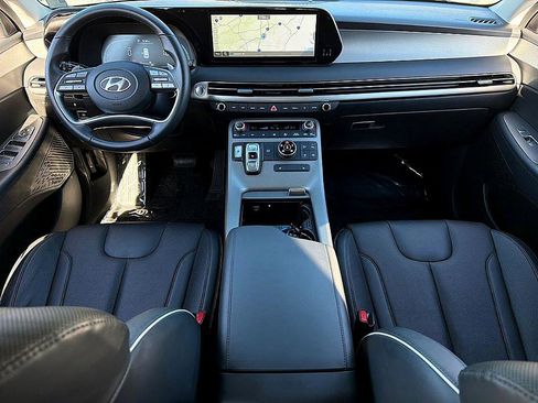 Certified 2025 Hyundai Palisade SEL image 7