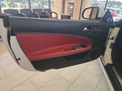 Used 2015 Jaguar XKR R RWD image 7