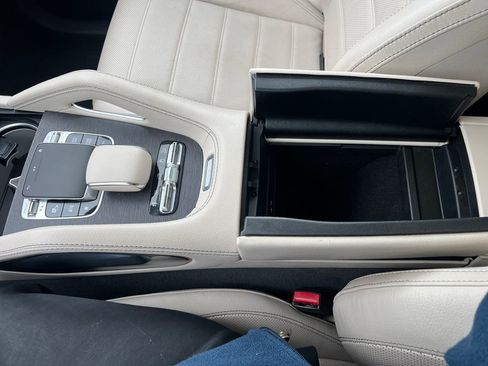 Used 2020 Mercedes-Benz GLS 580 4MATIC image 29