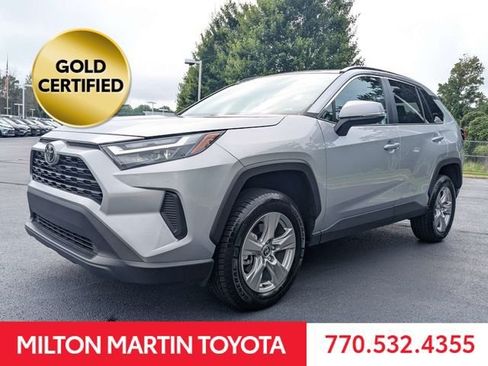Certified 2025 Toyota RAV4 XLE FWD image 5