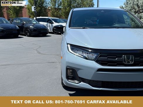 Used 2025 Honda Odyssey Sport-L image 13