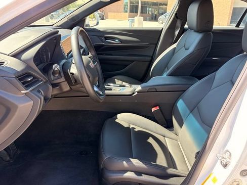 Used 2026 Cadillac CT4 Luxury RWD image 16