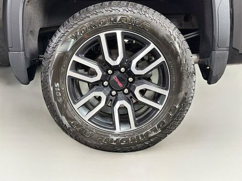 Used 2021 GMC Sierra 1500 AT4 w/ AT4 Premium Package image 34