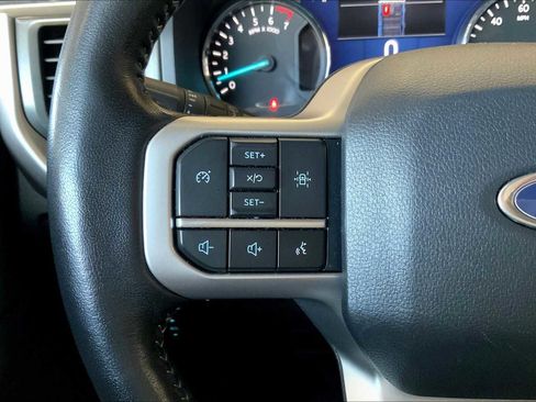 Used 2024 Ford Expedition Max XLT image 22