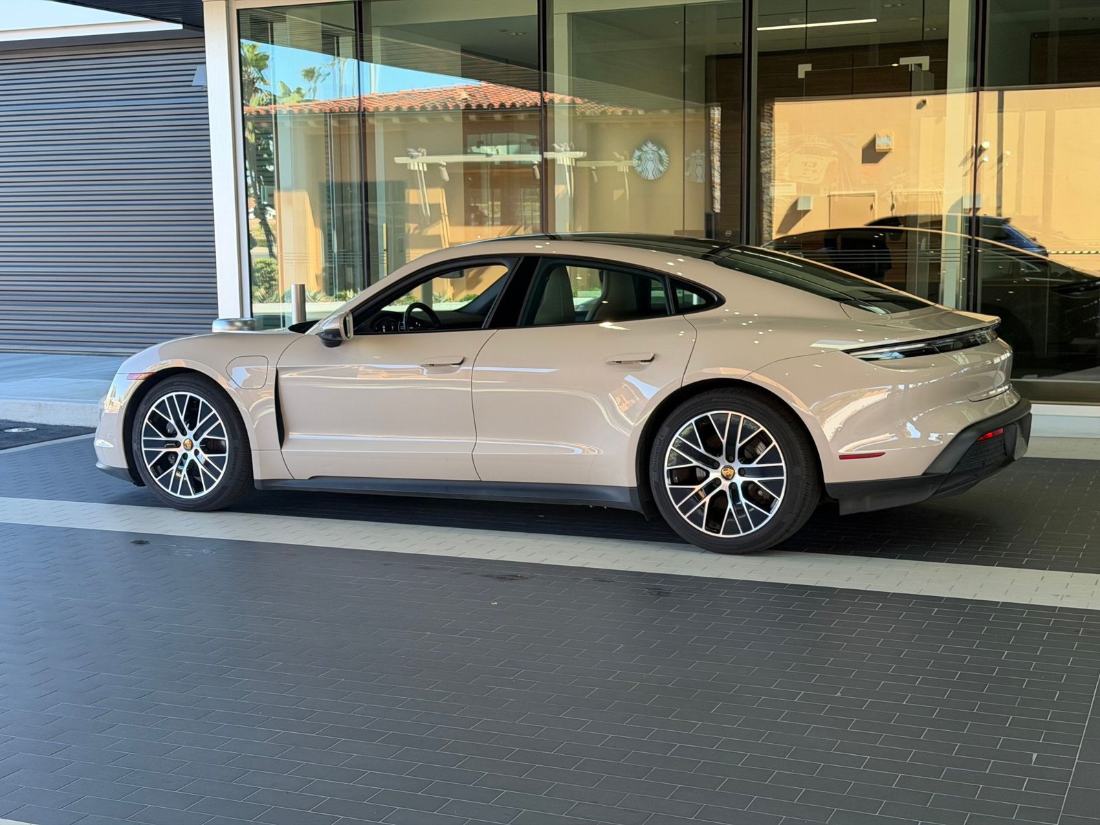 Certified 2024 Porsche Taycan w/ Premium Package RWD image 9