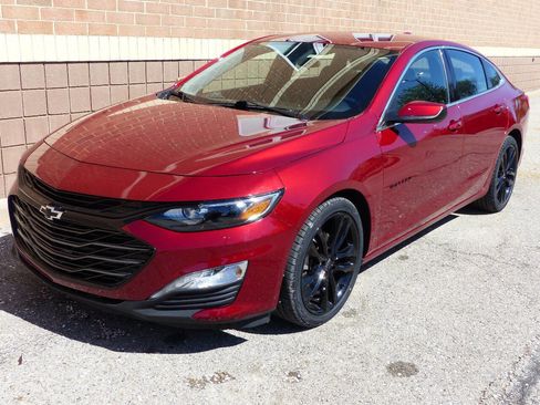 Used 2021 Chevrolet Malibu LT w/ Sport Edition FWD image 6
