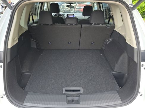 New 2026 Nissan Rogue SV w/ Cold Weather Package AWD/4WD image 11