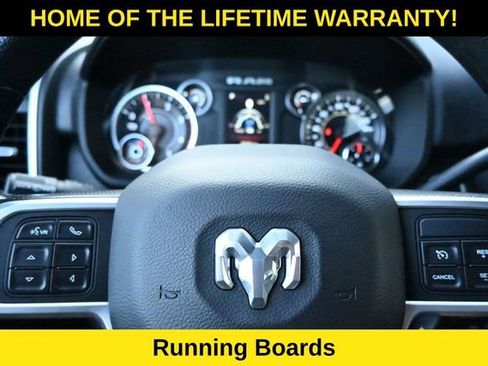 Used 2022 RAM 2500 Big Horn AWD/4WD image 9