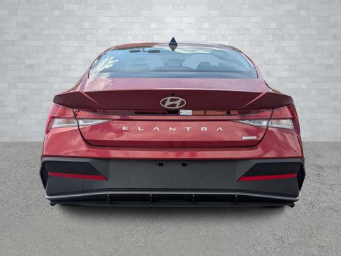 New 2025 Hyundai Elantra Blue image 7