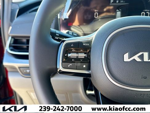 New 2026 Kia Carnival image 36