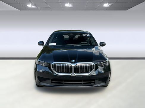 Certified 2026 BMW 530i xDrive AWD/4WD image 6