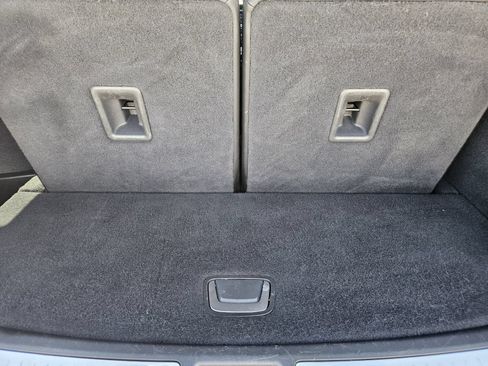 Certified 2025 Cadillac XT6 Premium Luxury FWD image 39