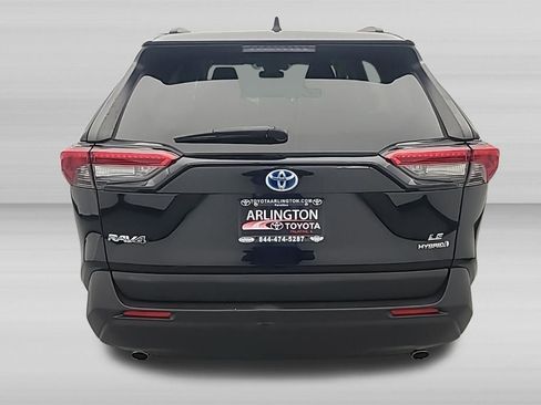 Used 2019 Toyota RAV4 LE w/ Carpet Mat Package AWD/4WD image 4