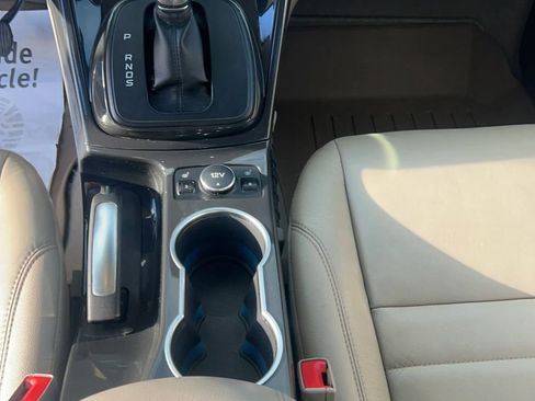 Used 2015 Ford Escape Titanium image 14