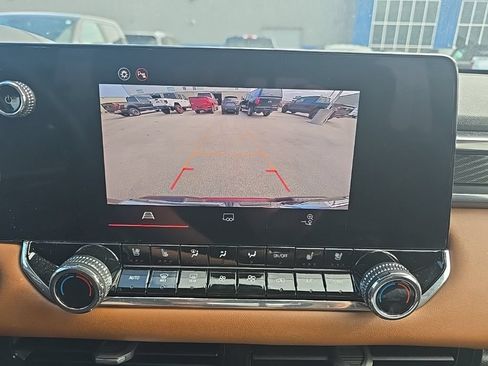 Used 2026 GMC Canyon AT4 w/ AT4 Premium Package AWD/4WD image 30