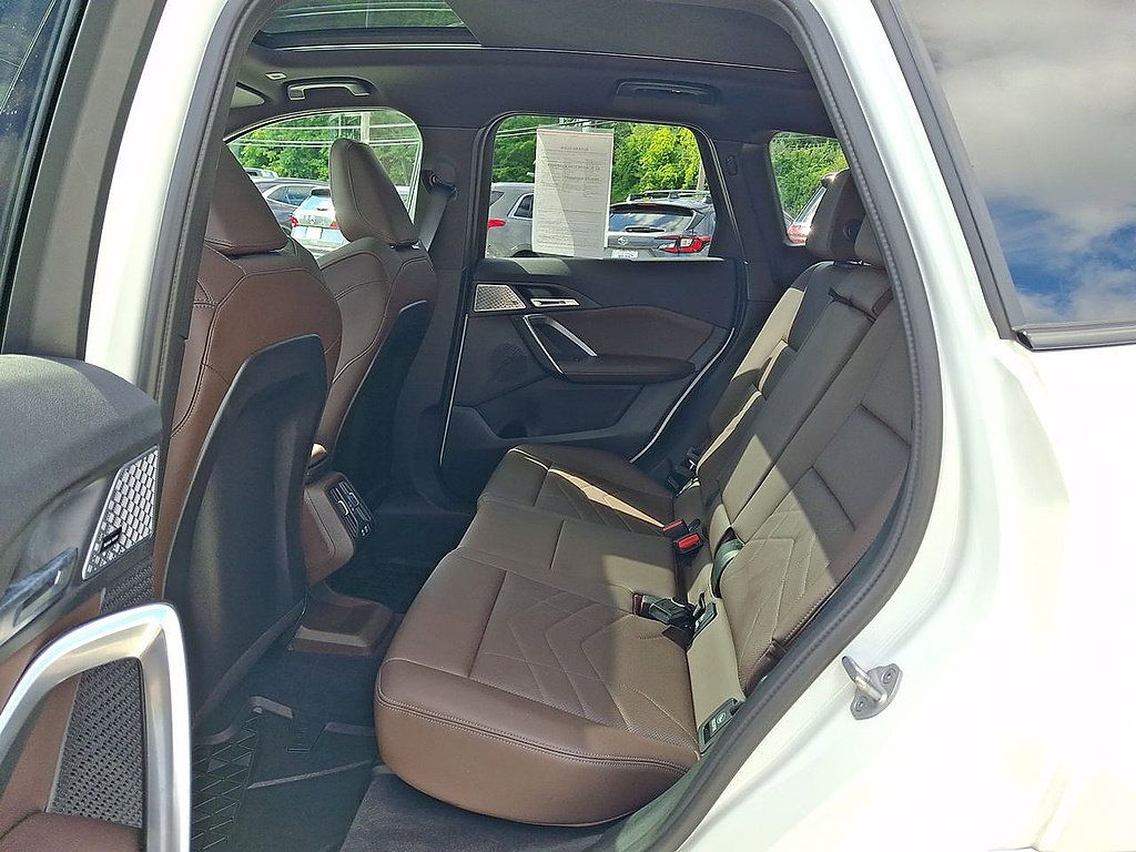 Used 2025 BMW X1 M35i w/ Premium Package AWD/4WD image 20