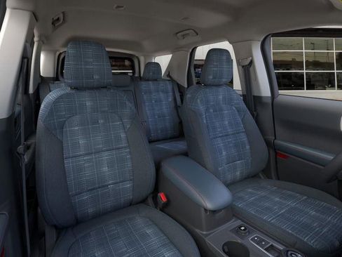 New 2025 Ford Bronco Sport Heritage w/ Convenience Package image 14