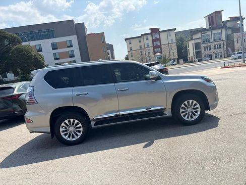 Used 2023 Lexus GX 460 Premium w/ Premium Package AWD/4WD image 6