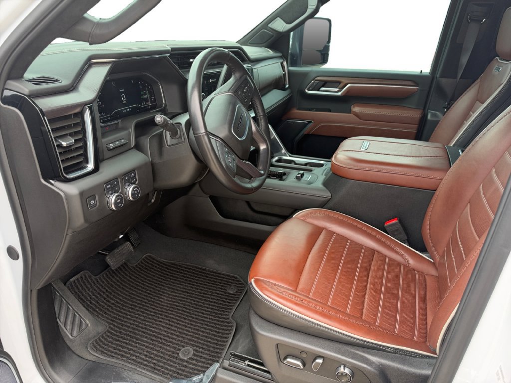 Used 2025 GMC Sierra 2500 Denali Ultimate AWD/4WD image 10