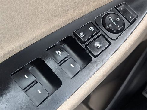 Used 2017 Hyundai Tucson SE Plus image 24