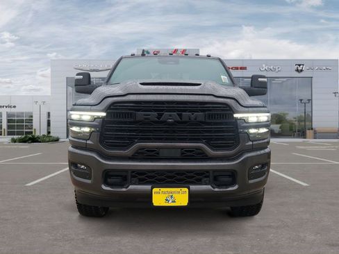 Used 2026 RAM 2500 Laramie w/ Night Edition AWD/4WD image 8